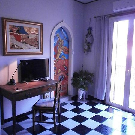 Salvone'S House B&B Giardini Naxos Eksteriør bilde