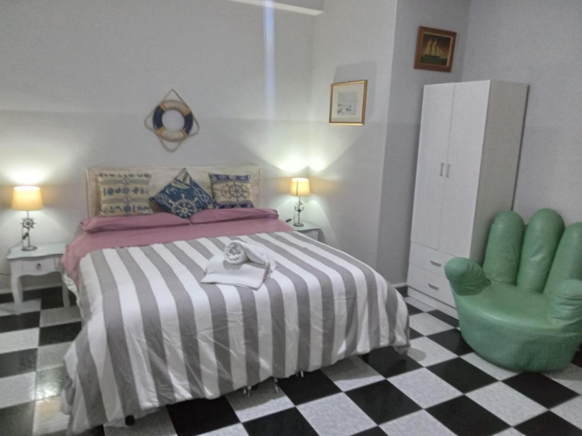 Salvone'S House B&B Giardini Naxos Eksteriør bilde