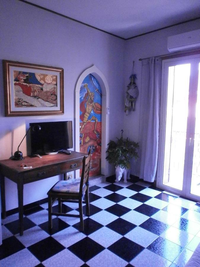 Salvone'S House B&B Giardini Naxos Eksteriør bilde